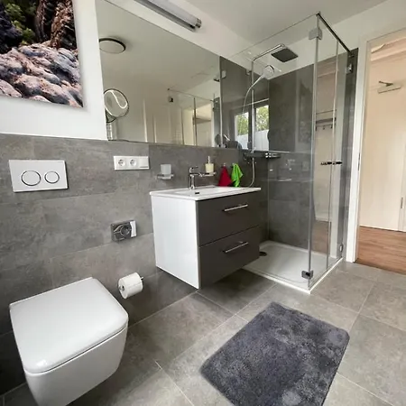 Neues * 쿠로르트고리슈